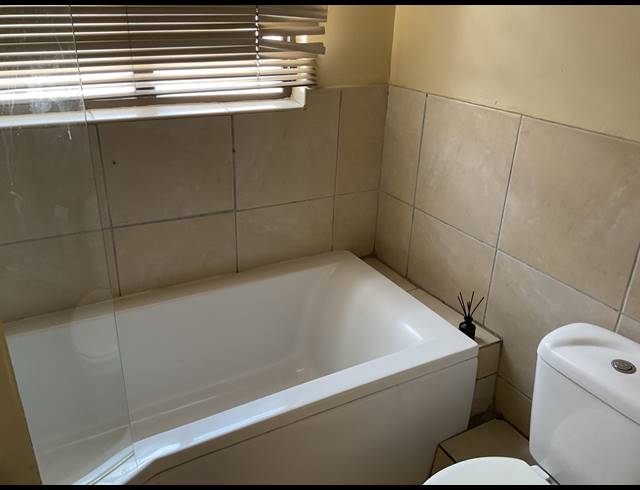 3 BEDROOM FREEHOLD FOR SALE IN SAGEWOOD
